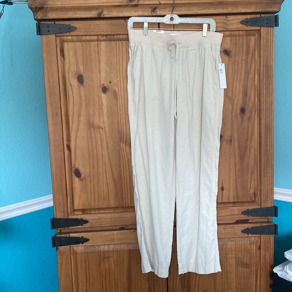 Sonoma Nwt nice cream color casual pants size 6